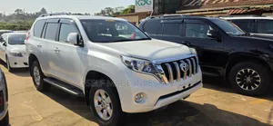 Toyota Land Cruiser Prado 2017 White