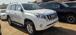 Toyota Land Cruiser Prado 2017 White