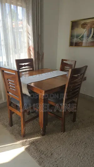 4 Seater Mugavu Dining Set