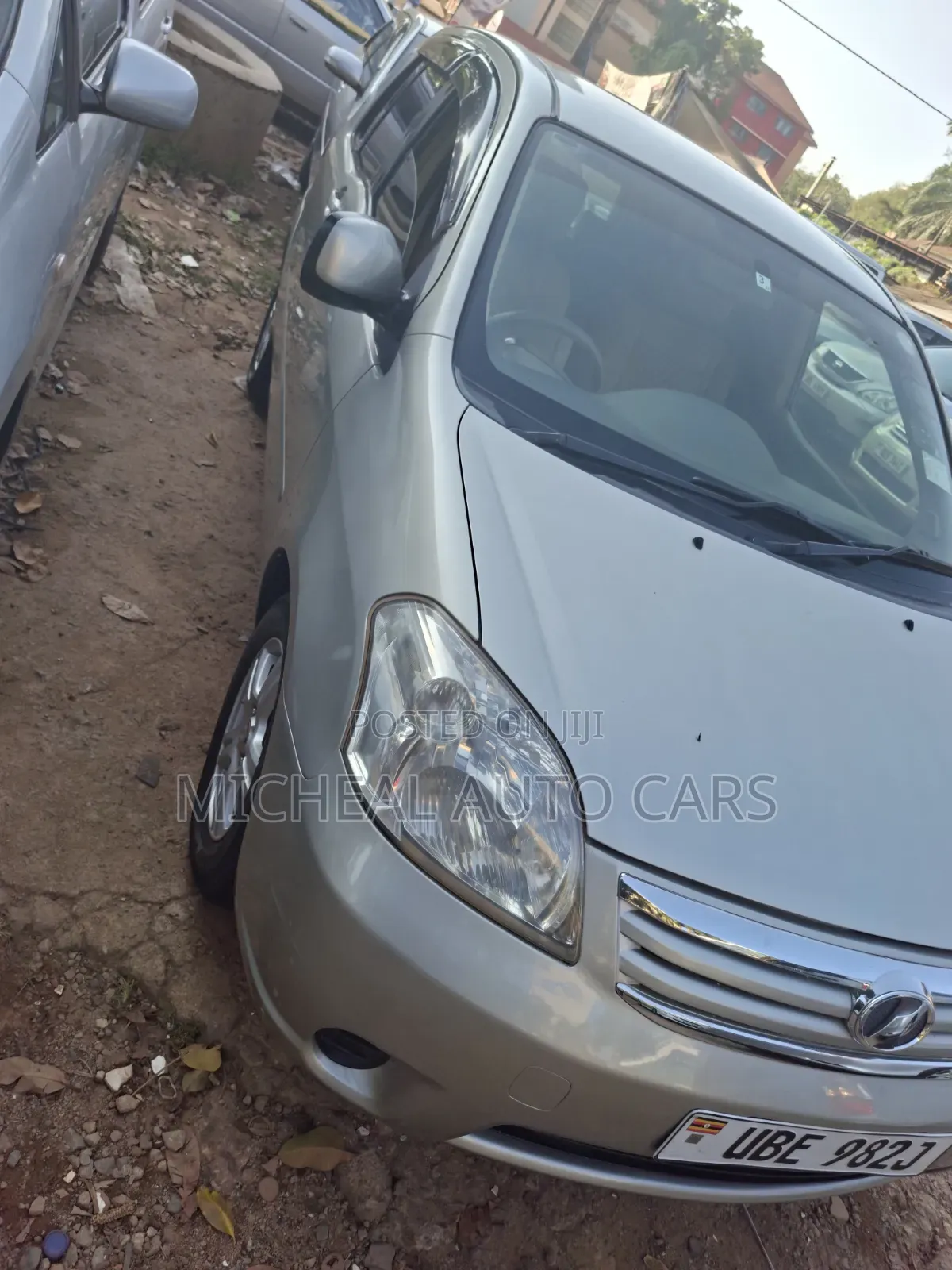 Toyota Raum 2007 Silver