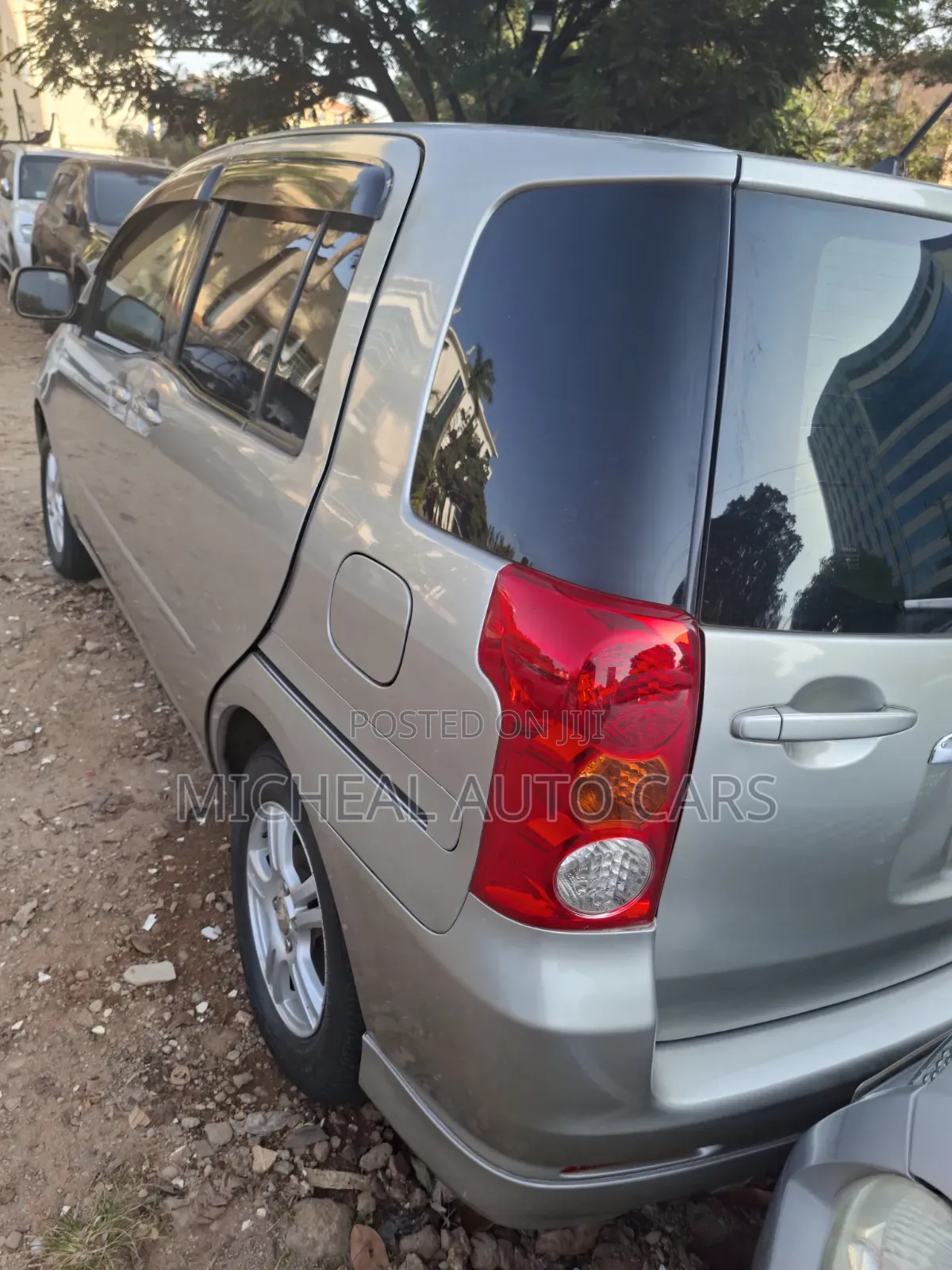 Toyota Raum 2007 Silver