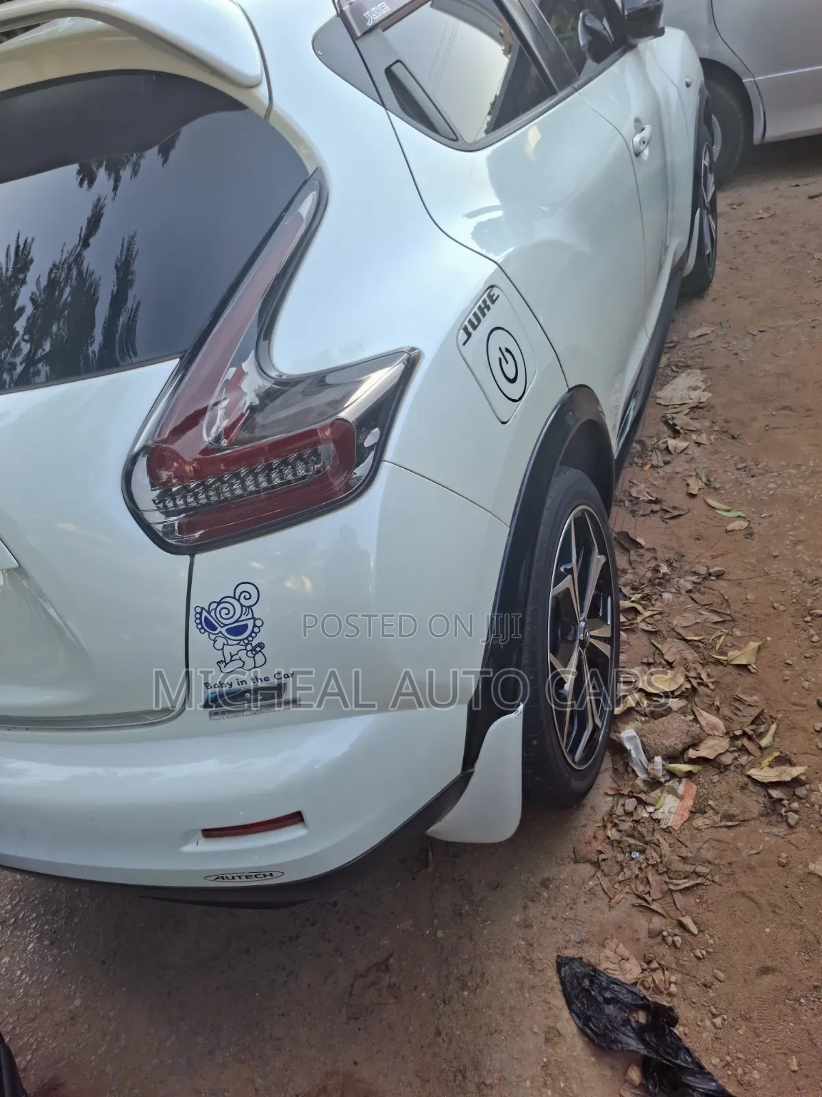 Nissan Juke 2011 White
