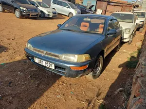 Toyota Corolla 1.3 Sedan 1996 Blue