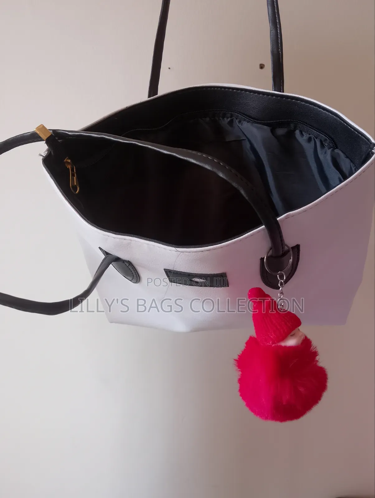 Luxury Totebags for Office, Campus and Daily Use