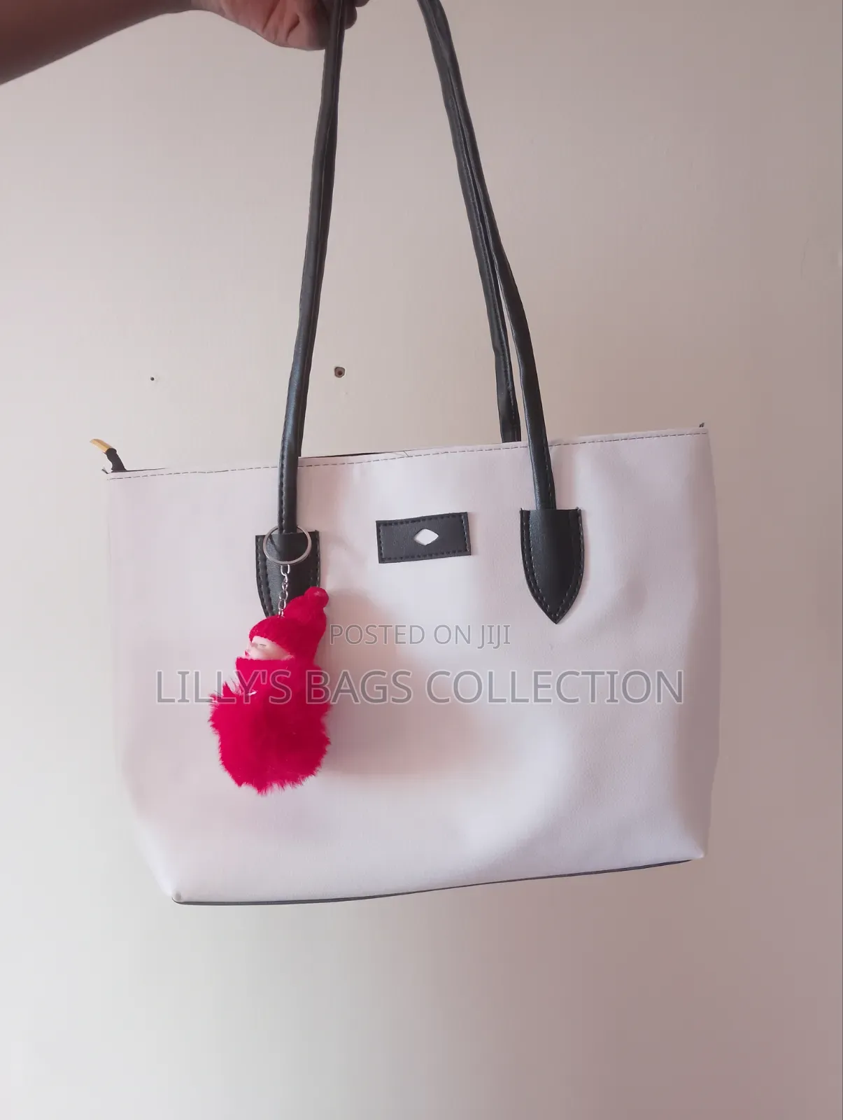 Luxury Totebags for Office, Campus and Daily Use