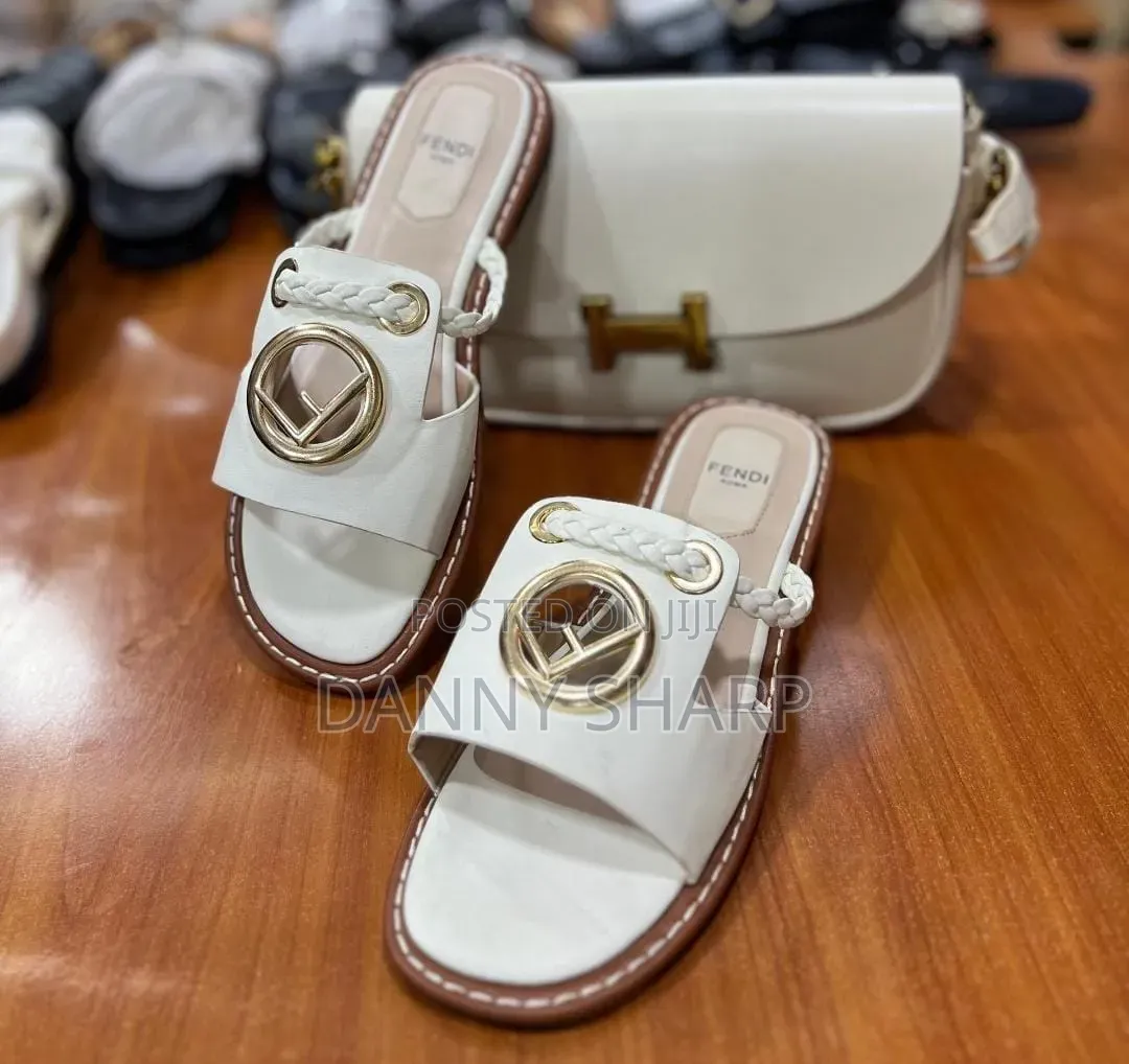 Elegant Ladies' Casual Sandals