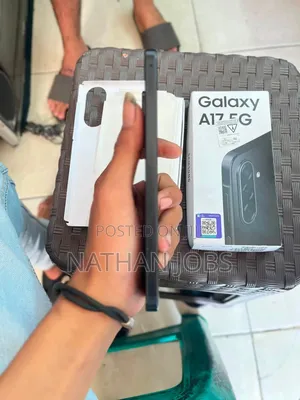 New Samsung Galaxy A17 5G 256 GB Black