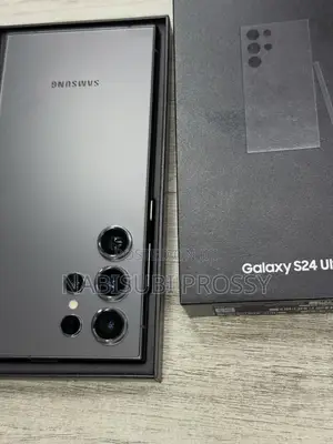 New Samsung Galaxy S24 Ultra 256 GB
