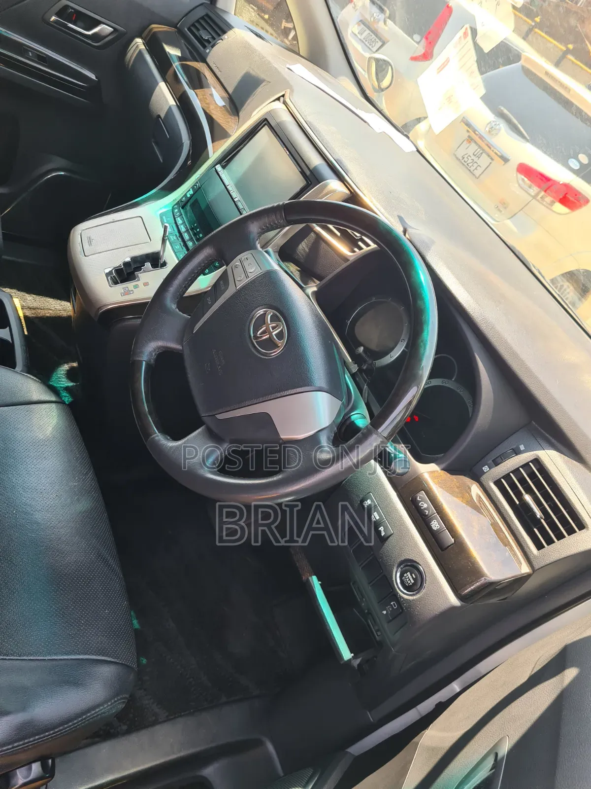 Toyota Alphard 2012 White