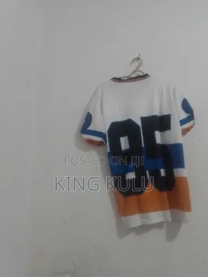 I Am Selling T Shirts