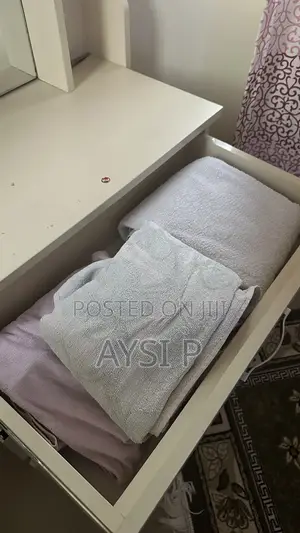 Drawer With Mirror