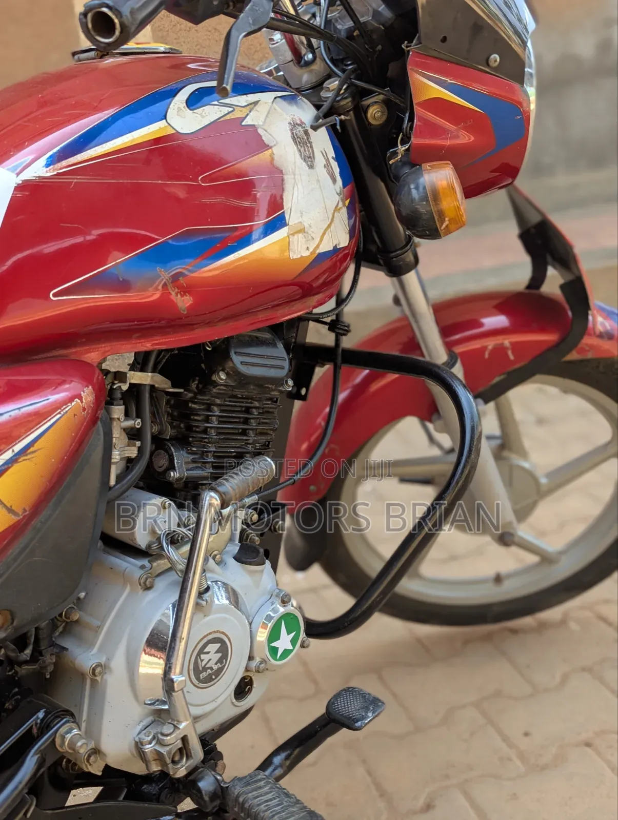 Bajaj Boxer 125 2023 Red