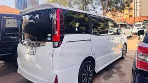 Toyota Noah 2016 White