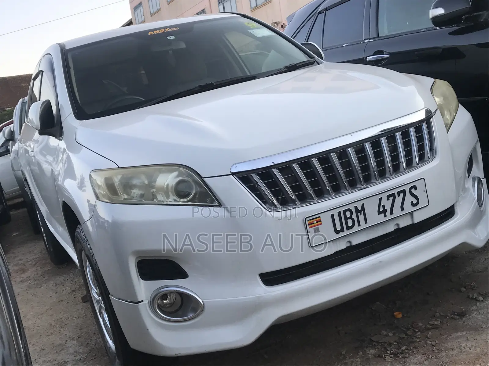 Toyota Vanguard 2009 White