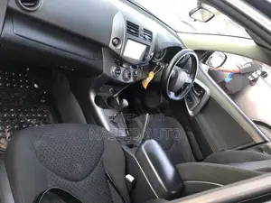 Toyota Vanguard 2011 Black