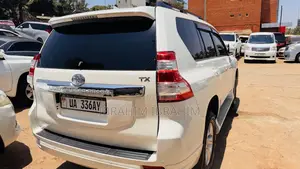 Toyota Land Cruiser Prado 2016 White