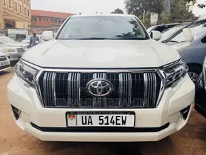 Toyota Land Cruiser Prado 2018 White