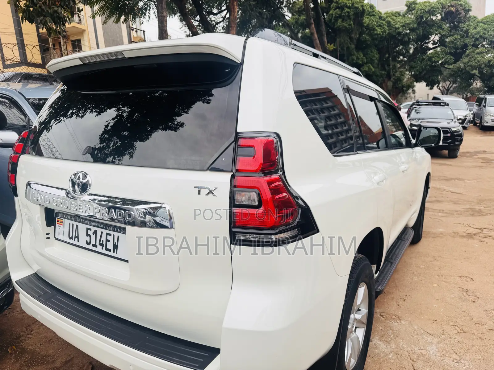 Toyota Land Cruiser Prado 2018 White