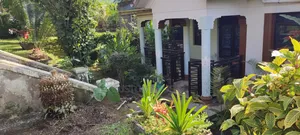 5bdrm House in Kabalore for sale