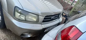 Subaru Forester 2006 Gold
