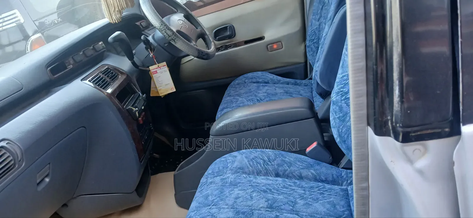 Toyota LiteAce Noah 2000 Silver
