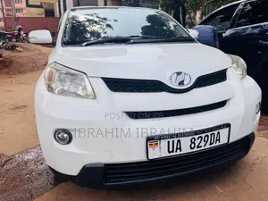 Toyota IST 2010 White