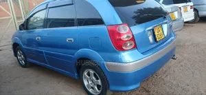 Toyota Nadia 2000 Blue
