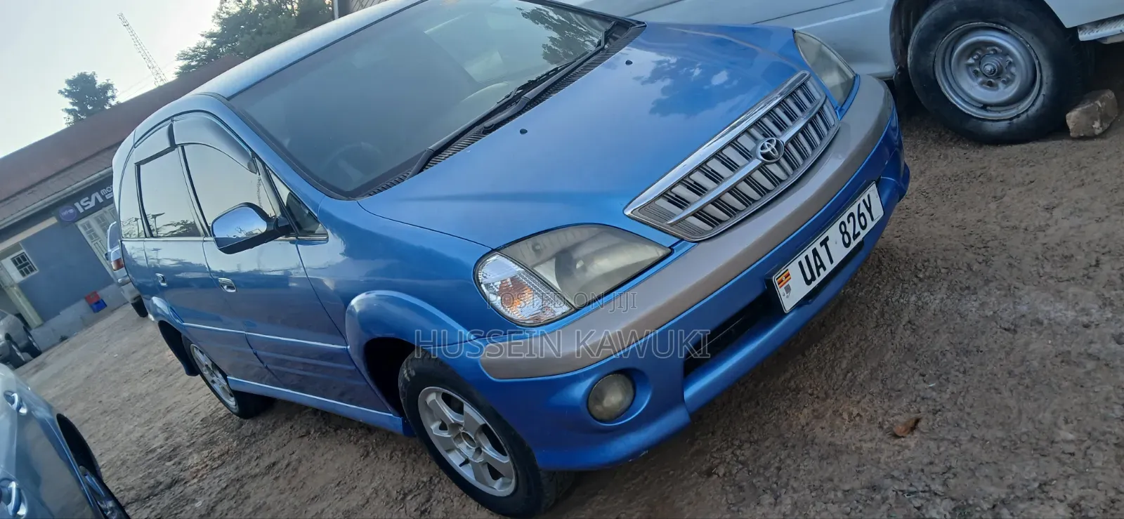 Toyota Nadia 2000 Blue