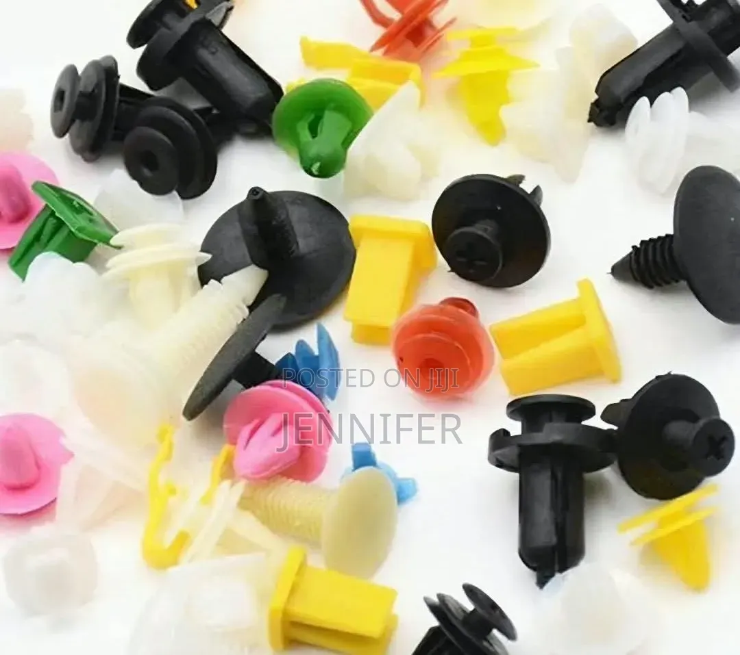 Random Mixed Universal Car Fender Plastic Clips