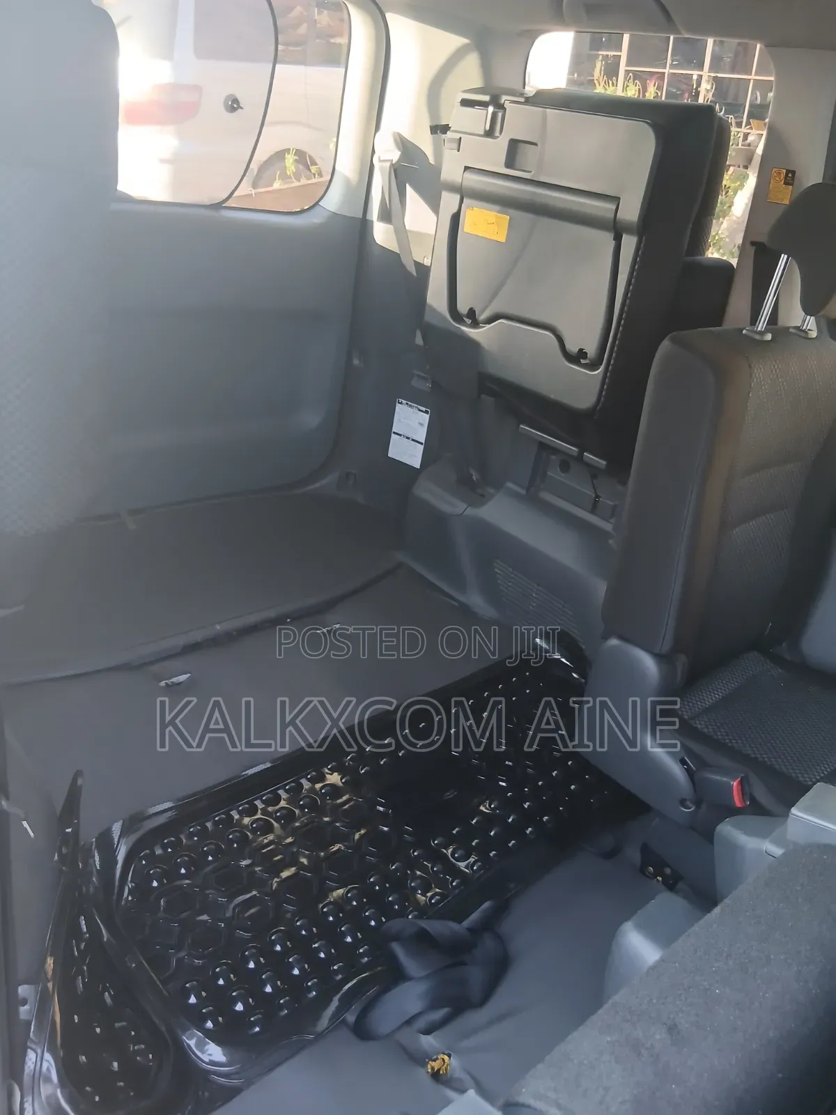 Toyota Noah 2009 Silver