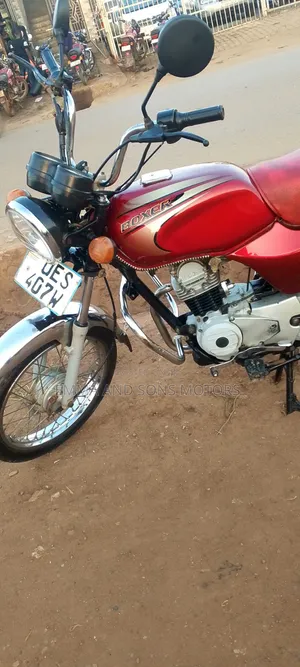 Bajaj Boxer 100 2022 Red