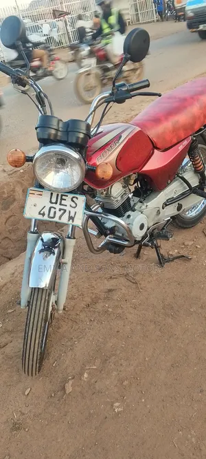 Bajaj Boxer 100 2022 Red