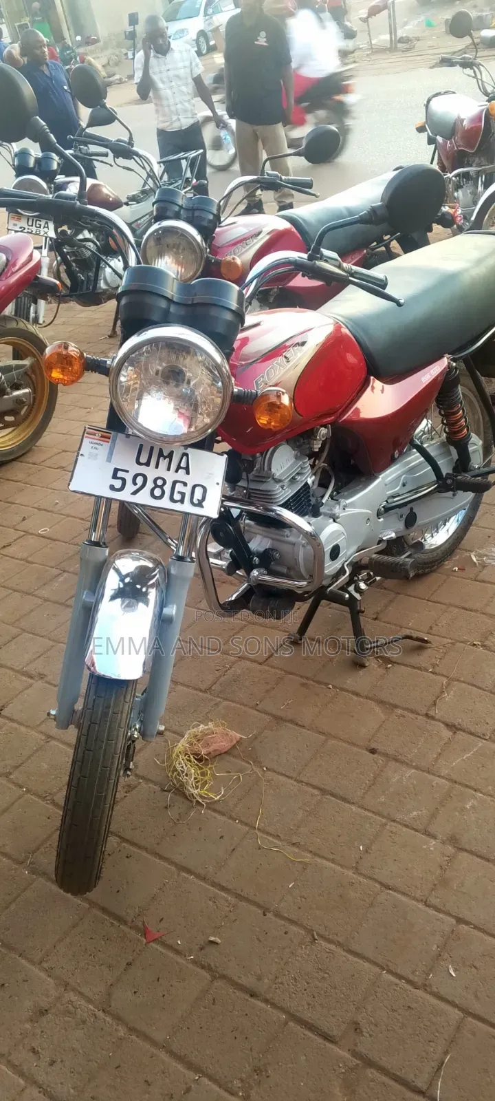 Bajaj Boxer 100 2025 Red