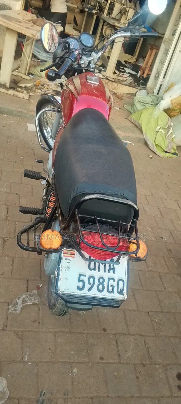 Bajaj Boxer 100 2025 Red