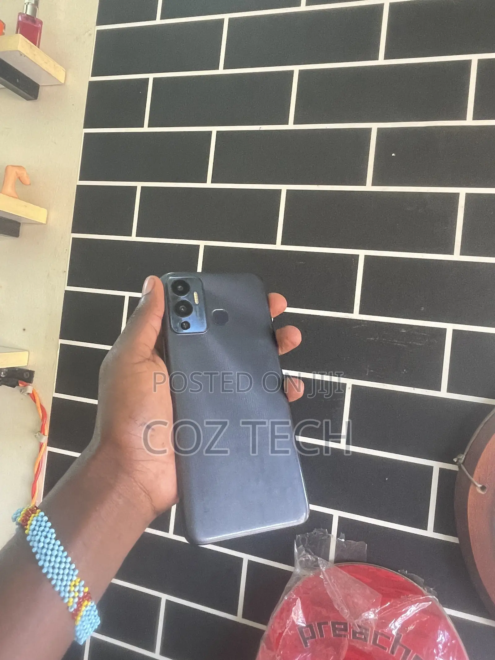 Infinix Hot 9 Play 32 GB Black