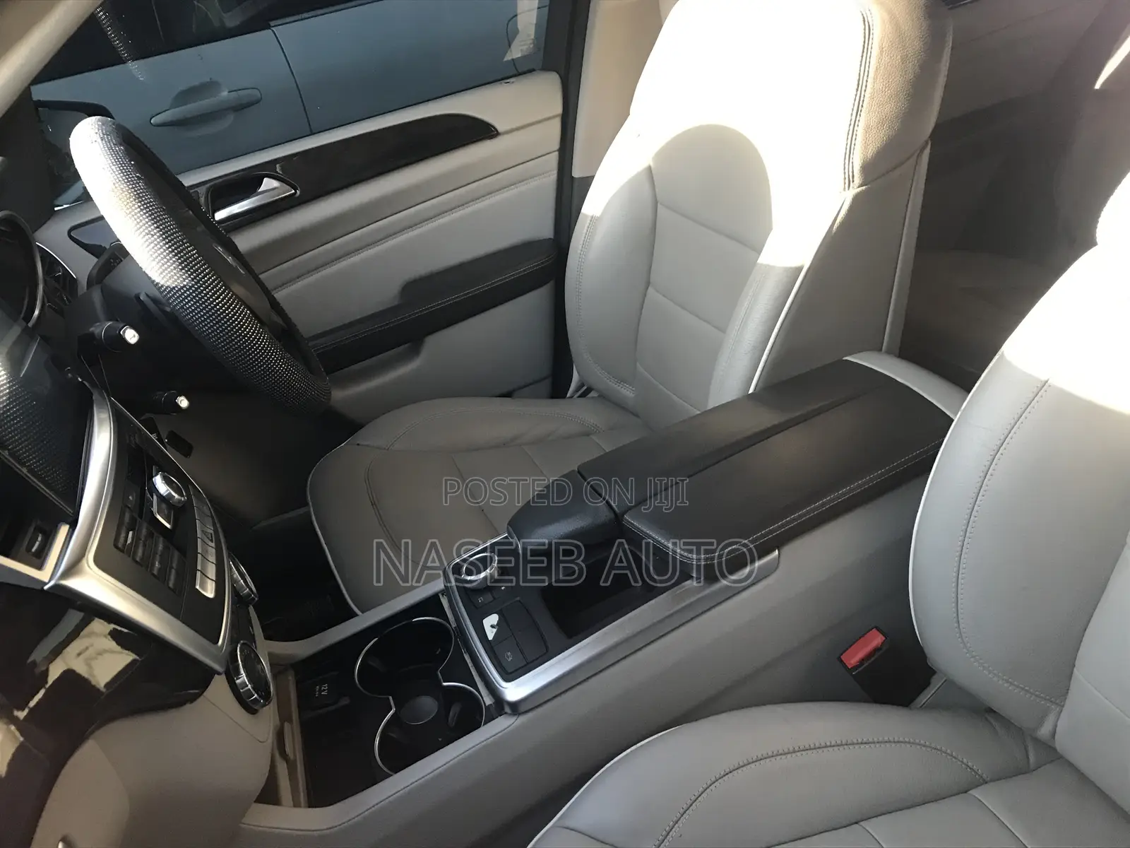 Mercedes-Benz M Class 2012 Gray