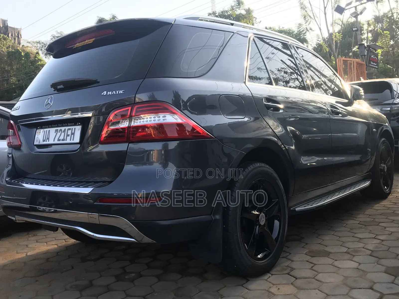 Mercedes-Benz M Class 2012 Gray
