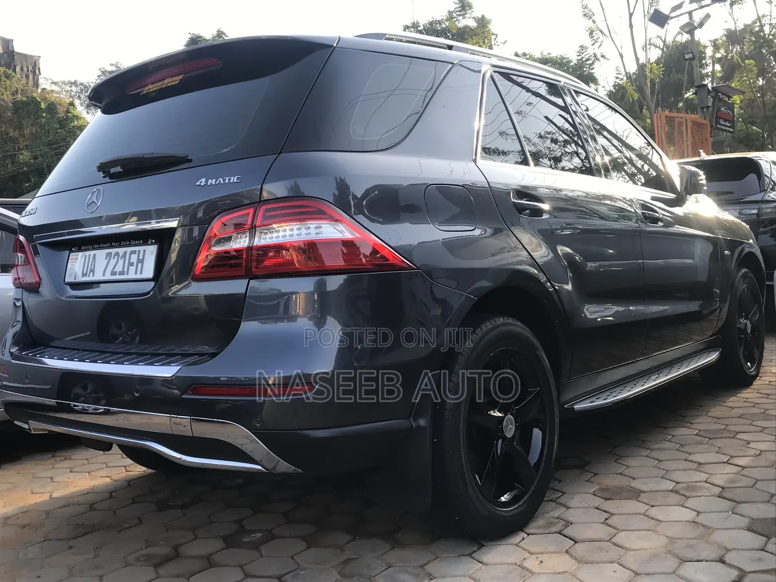 Mercedes-Benz M Class 2012 Gray