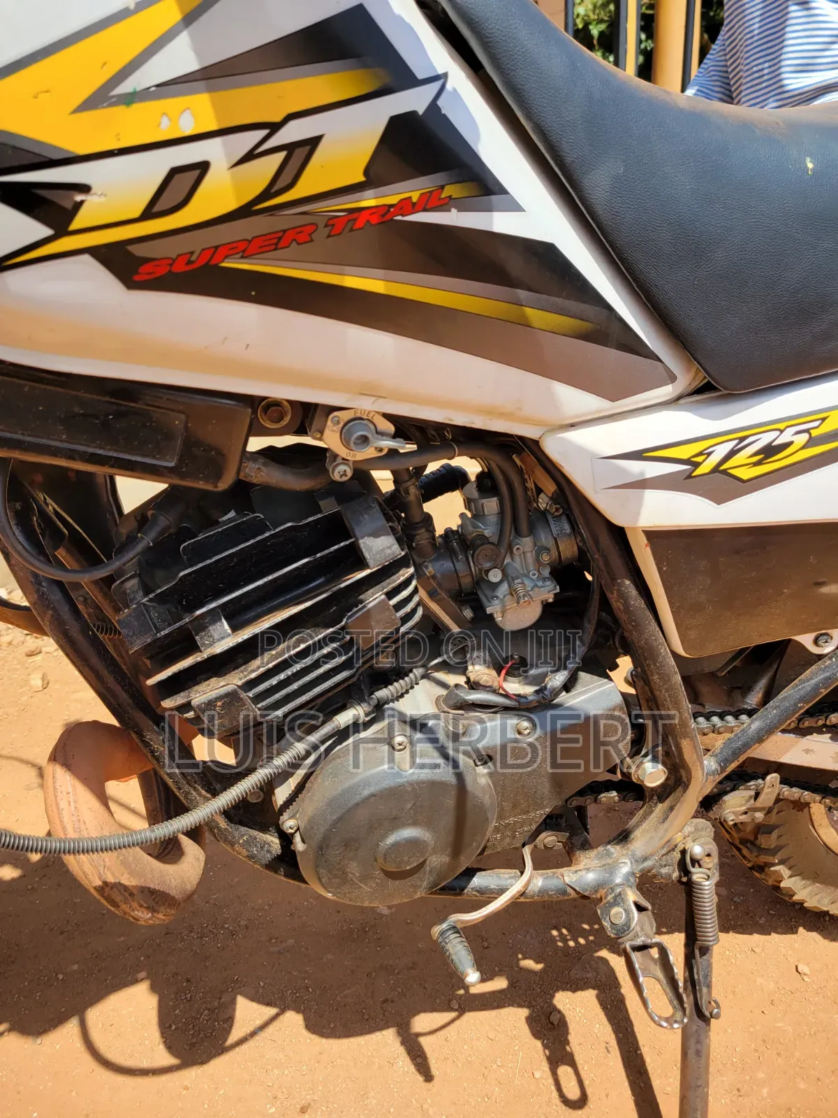 Yamaha DT125 2018 White