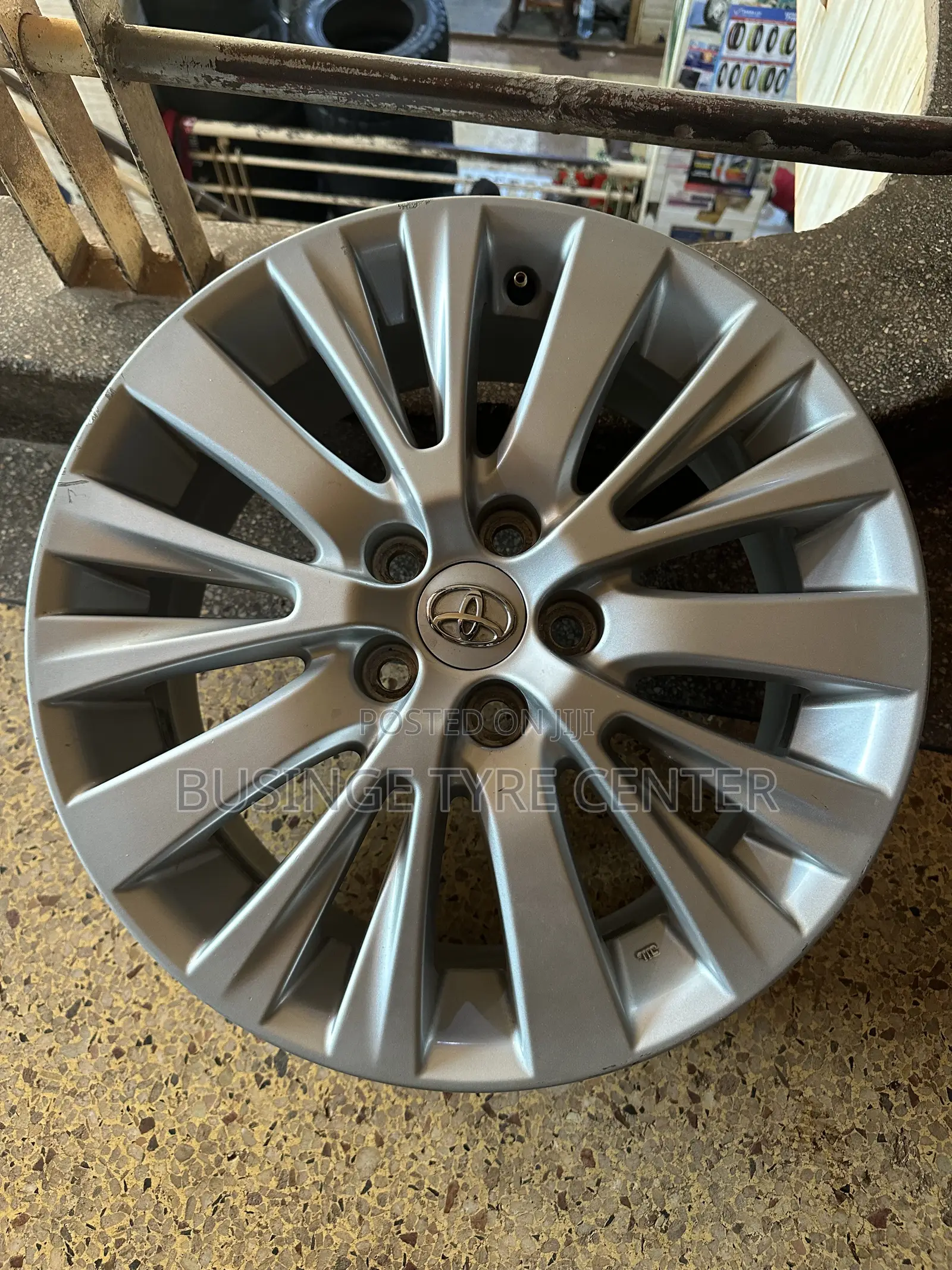 Toyota Japan Rims Available in Size 18