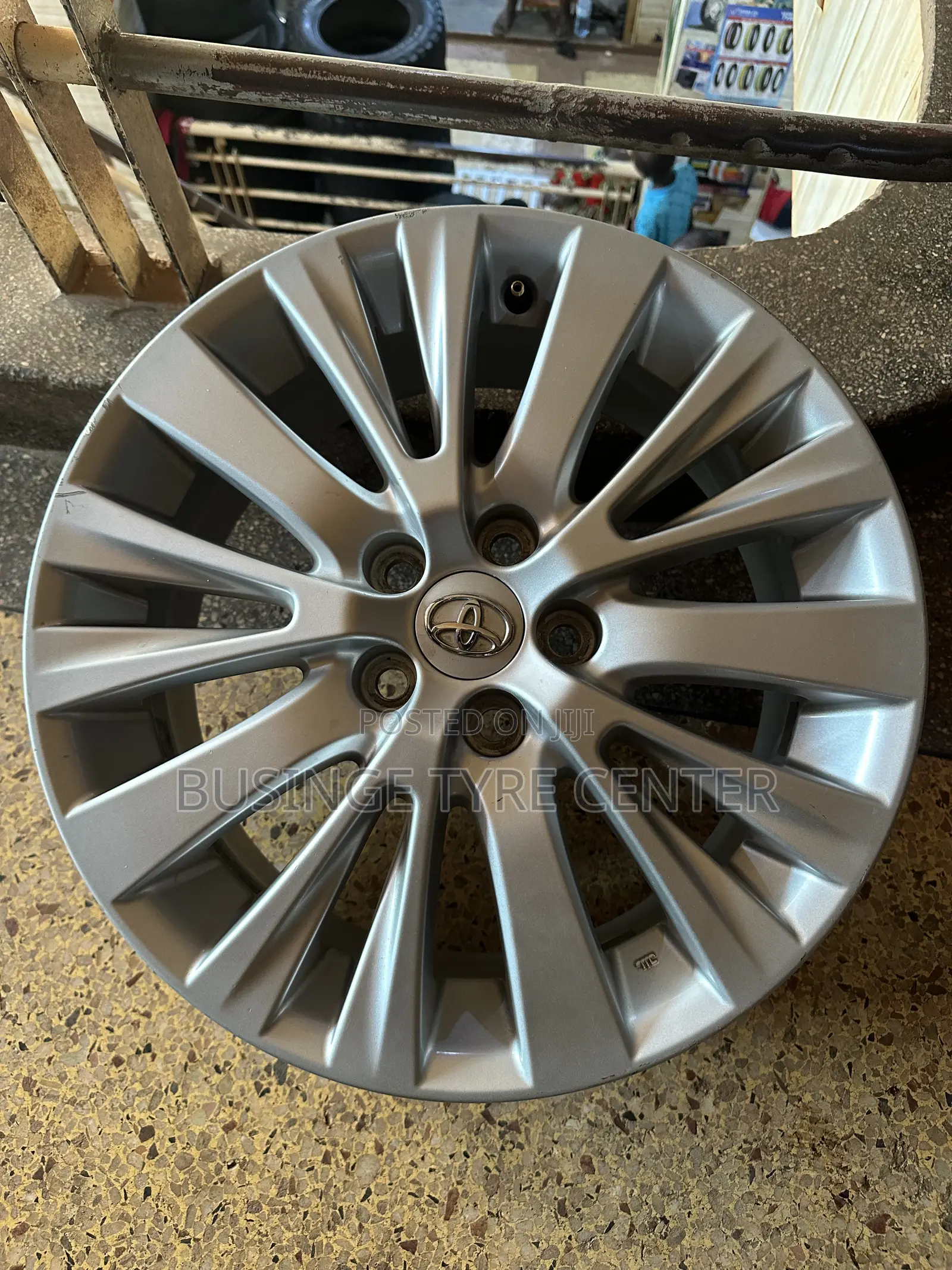 Toyota Japan Rims Available in Size 18