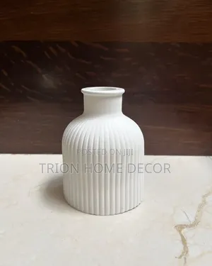 Elegant Gypsum Table Decor for Modern Interiors