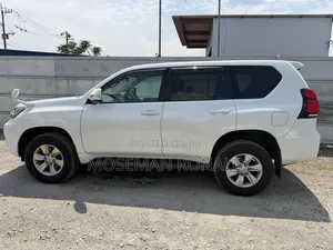 Toyota Land Cruiser Prado 4.0 Petrol TX 2019 White