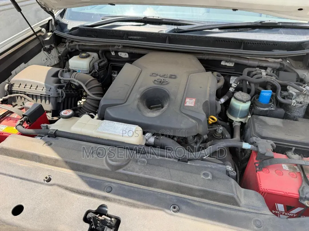 Toyota Land Cruiser Prado 4.0 Petrol TX 2019 White