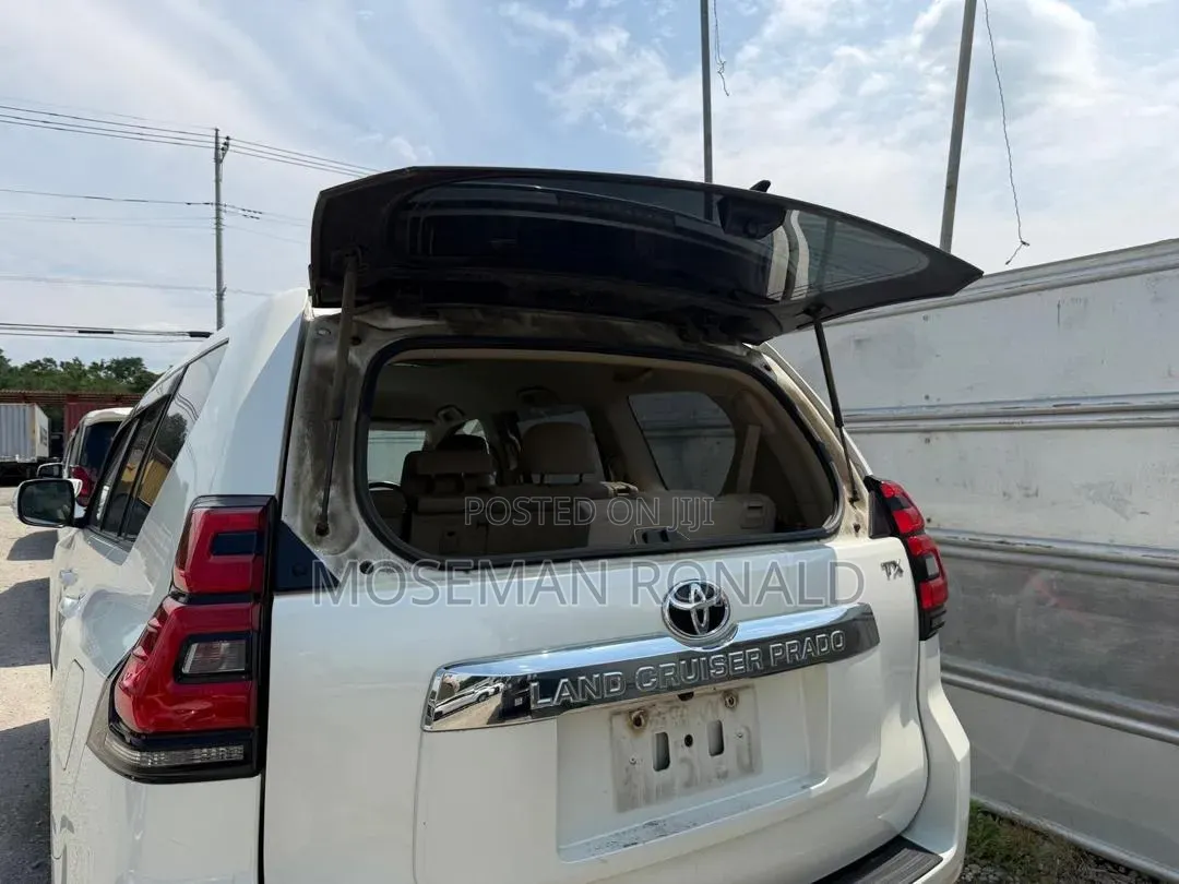 Toyota Land Cruiser Prado 4.0 Petrol TX 2019 White