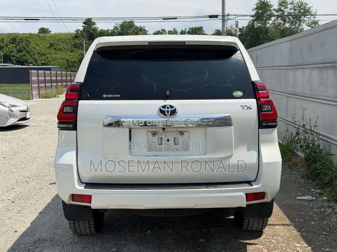 Toyota Land Cruiser Prado 4.0 Petrol TX 2019 White