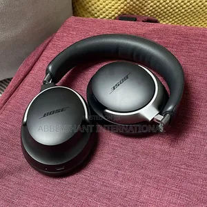 Used Headphones Bose QuietComfort Ultra Over-Ear Headphones