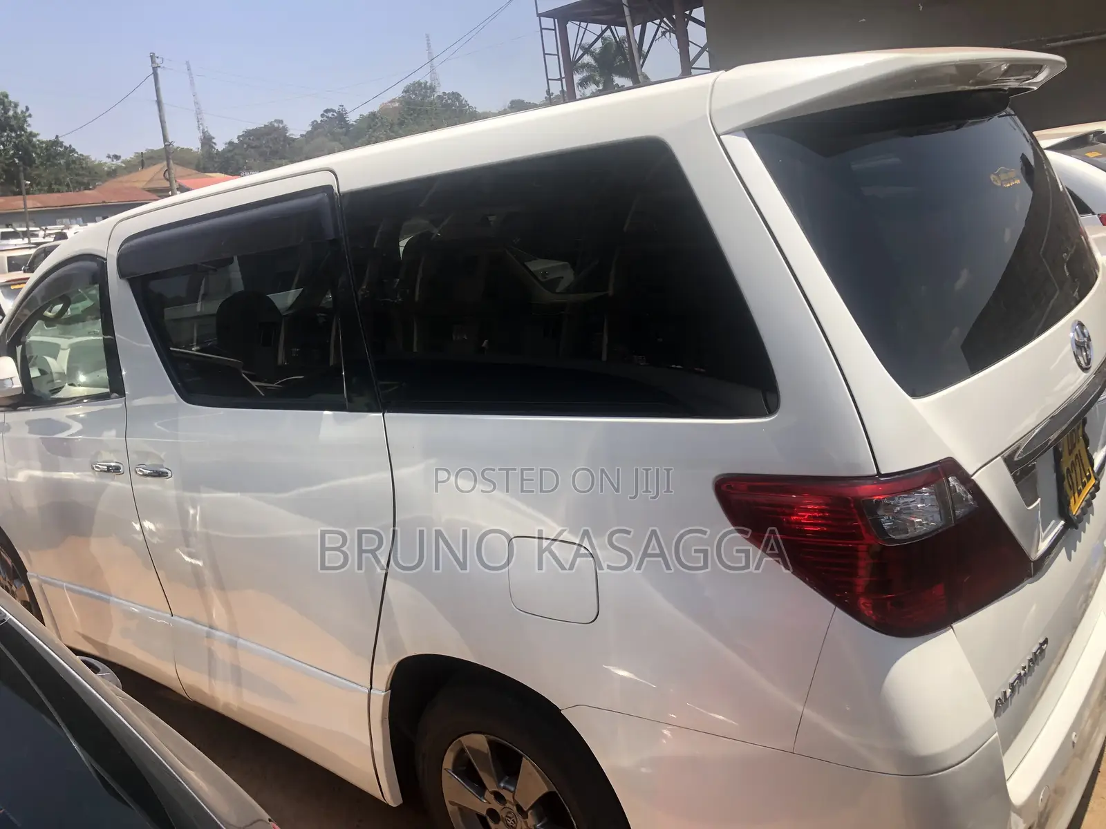 Toyota Alphard 2010 White