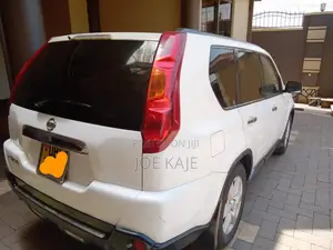 Nissan X-Trail 2009 Pearl
