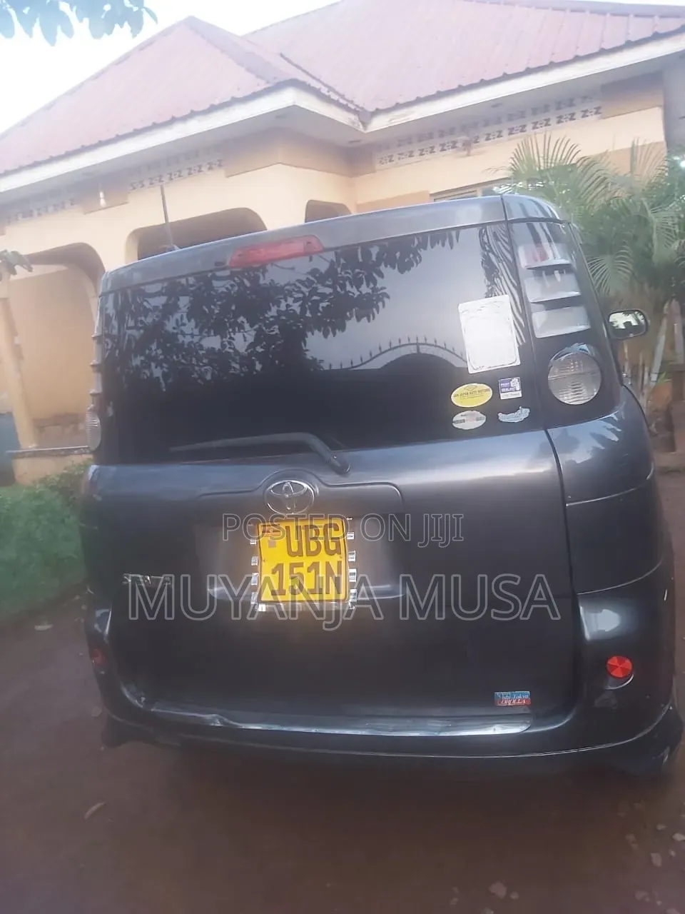 Toyota Sienta 2008 Gray